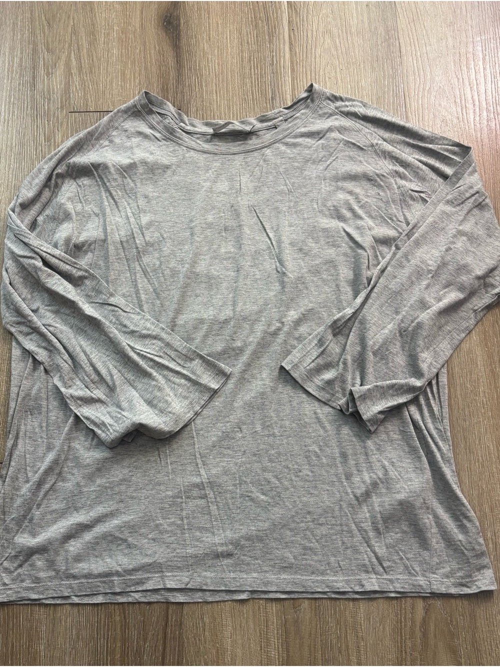 Vince Light Gray Long-Sleeve Crewneck Shirt